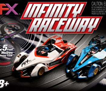 22033 Infinity Raceway Set - Box Art