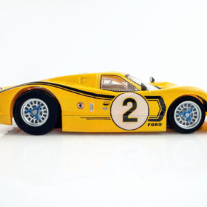 22014 Ford GT40 MKIV #2 LeMans 1967 - Yellow - Right Profile