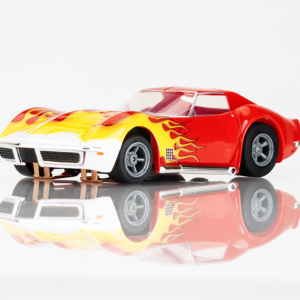 22055 Corvette 1970 Red/Yel Wildfire - Front Angle