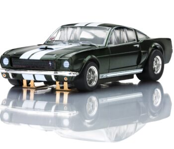 Shelby GT350 1966 Ivy Grn Wht Stripes - Left Front Shelby GT350 1966 Ivy Grn Wht Stripes - Left Front