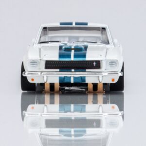 22068 Shelby Mustang GT350 WhtBlu - Front