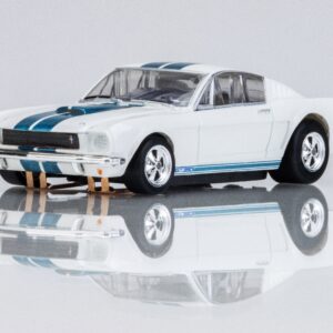 22068 Shelby Mustang GT350 WhtBlu - Left Front Angle