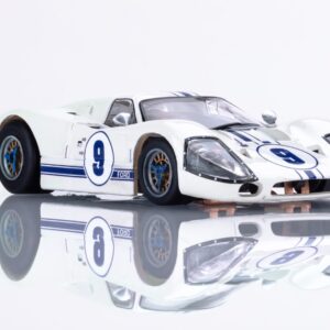 22078 Ford GT40 MKIV #9 Wht - Right Front Angle