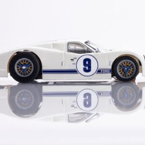 22078 Ford GT40 MKIV #9 Wht - Right Side