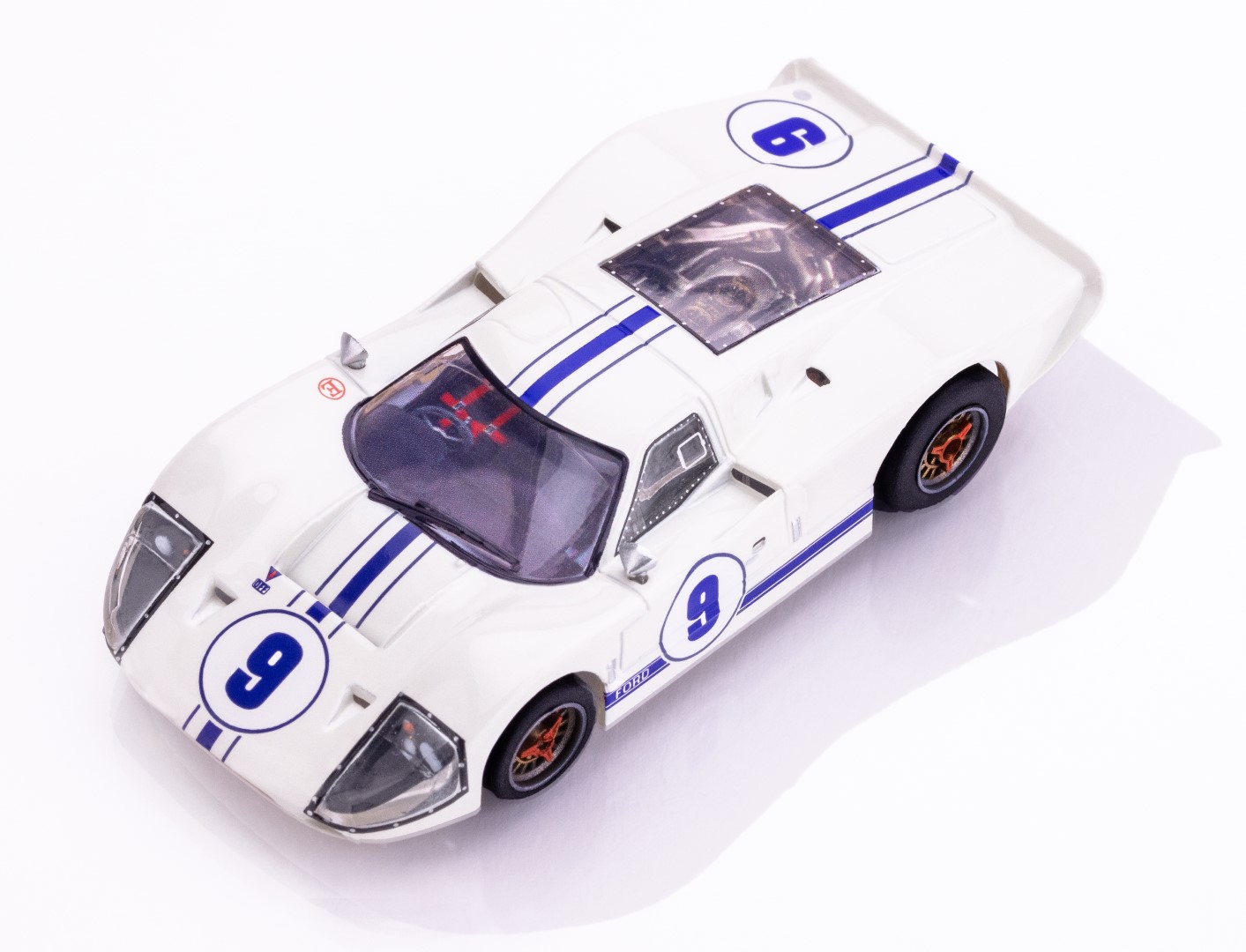 22078 Ford GT40 MKIV #9 Wht - Top