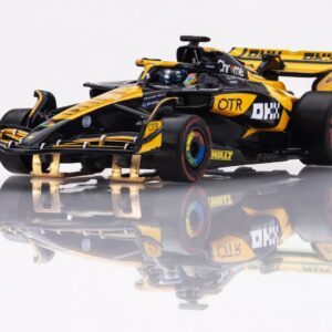 22104 McLaren F1 MCL38 #81 AU Front Left Angle