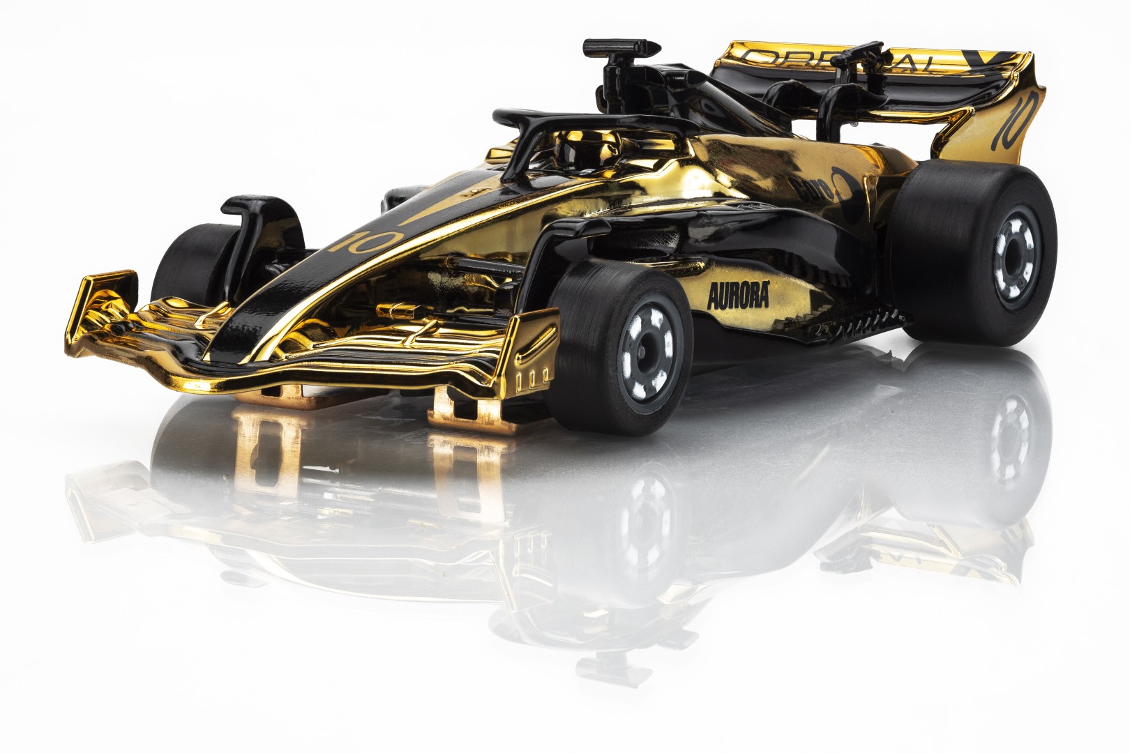 Super International - Gold Left Front